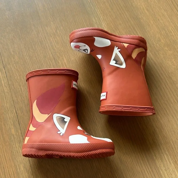 Hunter Kids First Classic Panda Wellington Boots Red Panda Face - Picture 8 of 15
